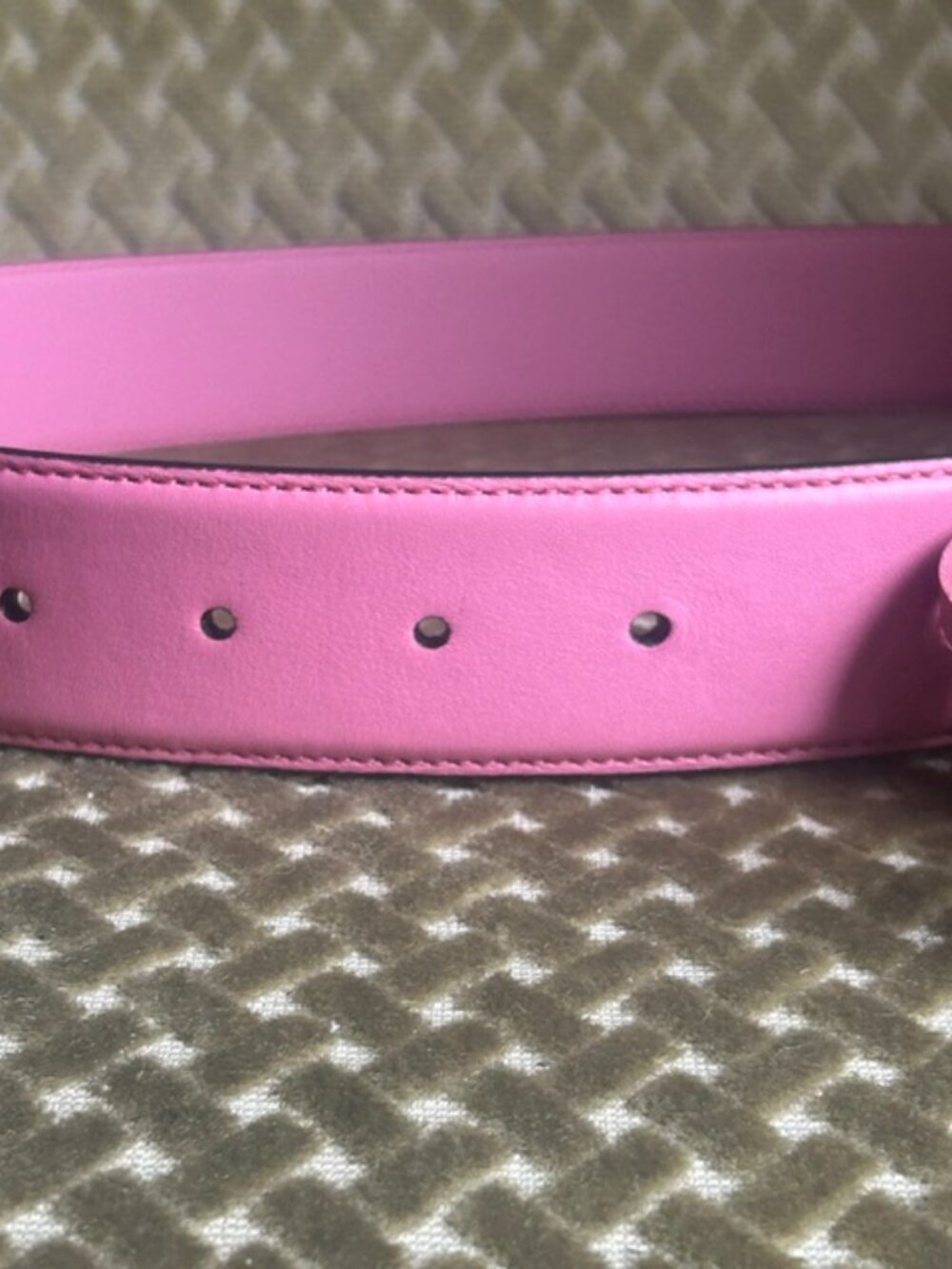 GUCCI Pretty Pink 100% Leather Interlocking G Buckle Belt - Picture 4 of 16